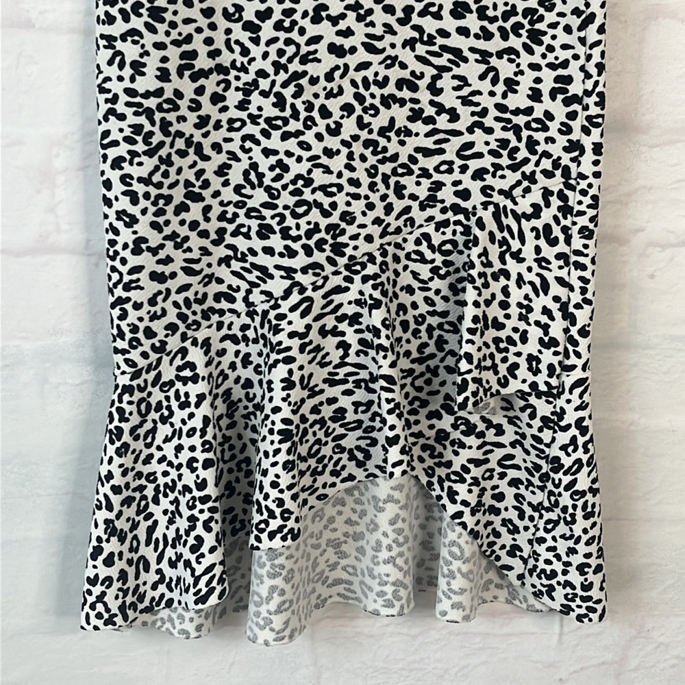 Pretty Little Thing Leopard Ruffled Pencil Mini Skirt Size 2 - Picture 4 of 8